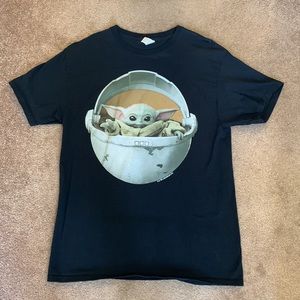 EUC Unisex Grogu Baby Yoda Star Wars Short Sleeve Tee
